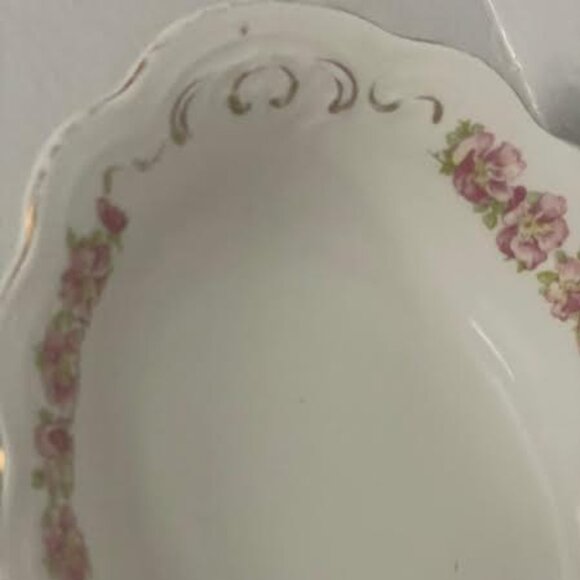 Johnson Brothers Pink Floral Oval Platter, Vintage Serveware Embossed Edging Mad - Picture 3 of 9